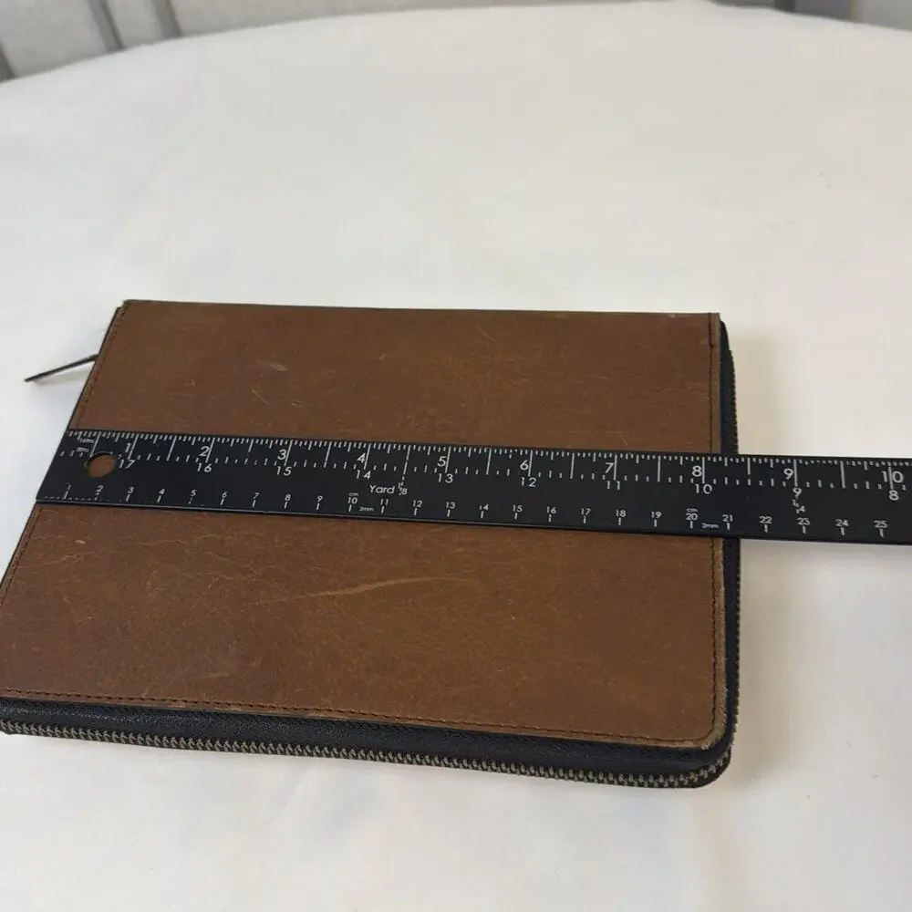 Brand New Earthbound Trading Zip Up Leather Journal With Front Pocket Refillable